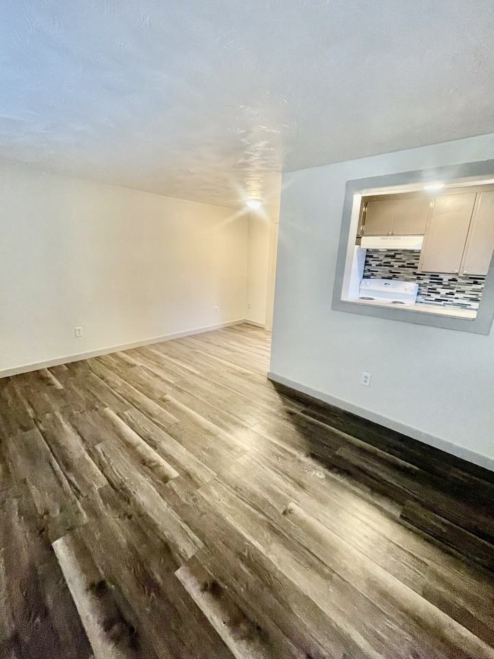 45 Denver Way #1 - Photo 2 of 7