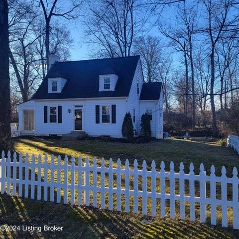 210 Arterburn Dr - Photo 3 of 39