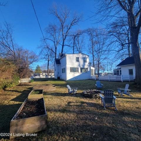 210 Arterburn Dr - Photo 5 of 39