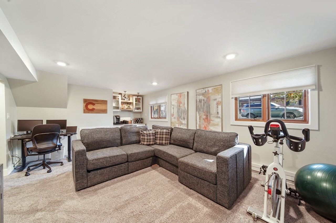 12745 W 61st Ave - Photo 7 of 44