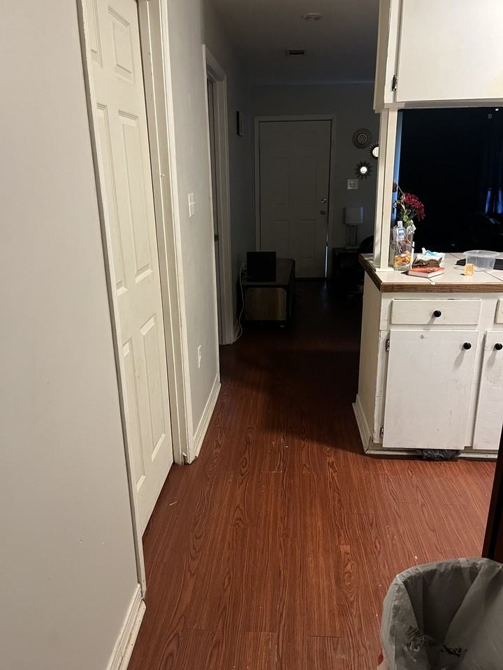 125 Wavenue, #6 - Photo 2 of 2
