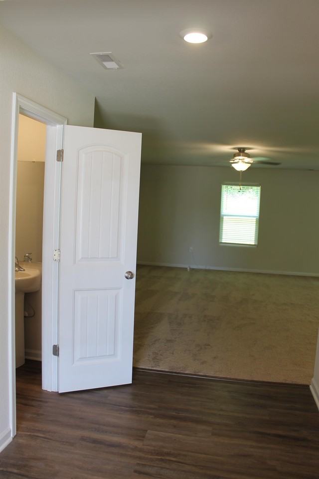 9201 Creedmore Hills Dr #1 - Photo 7 of 18