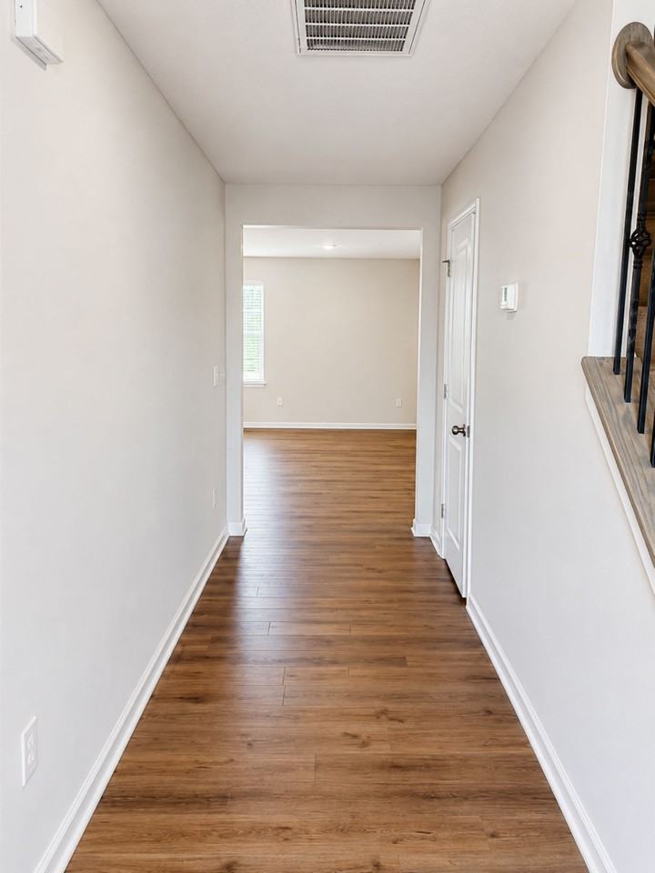 166 Brentwood Dr #1 - Photo 4 of 23