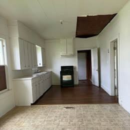 206 Section Ave #1 - Photo 5 of 11