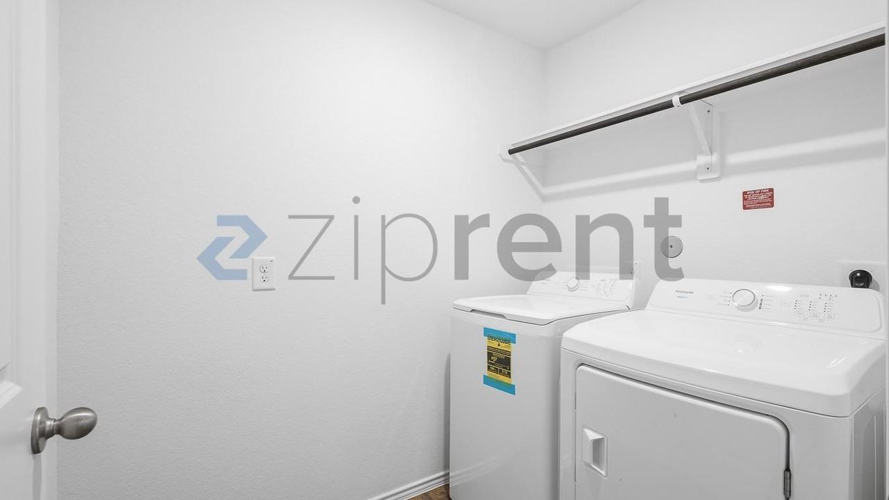 31306 Bentley Glen Ln - Photo 6 of 18
