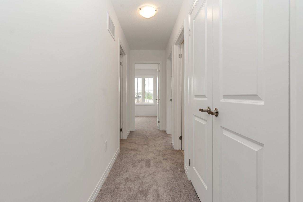 Hepburn Place - Photo 6 of 31