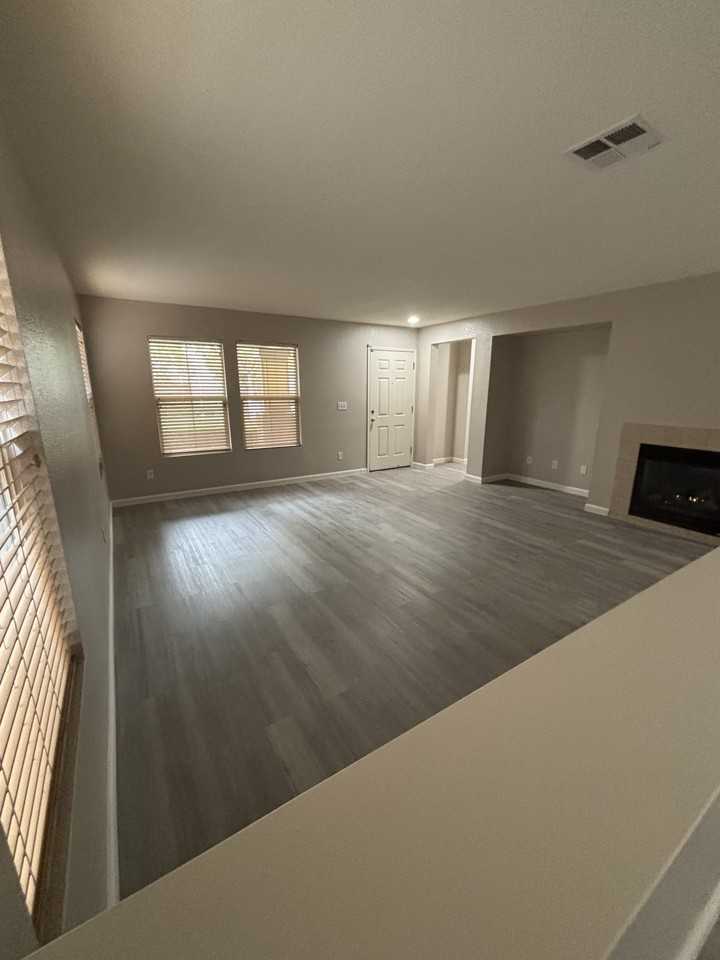 3196 Puffin Circle - Photo 3 of 8