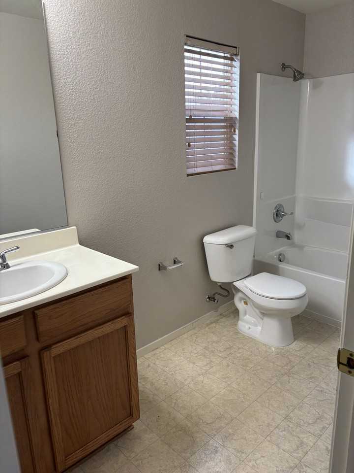 3196 Puffin Circle - Photo 7 of 8