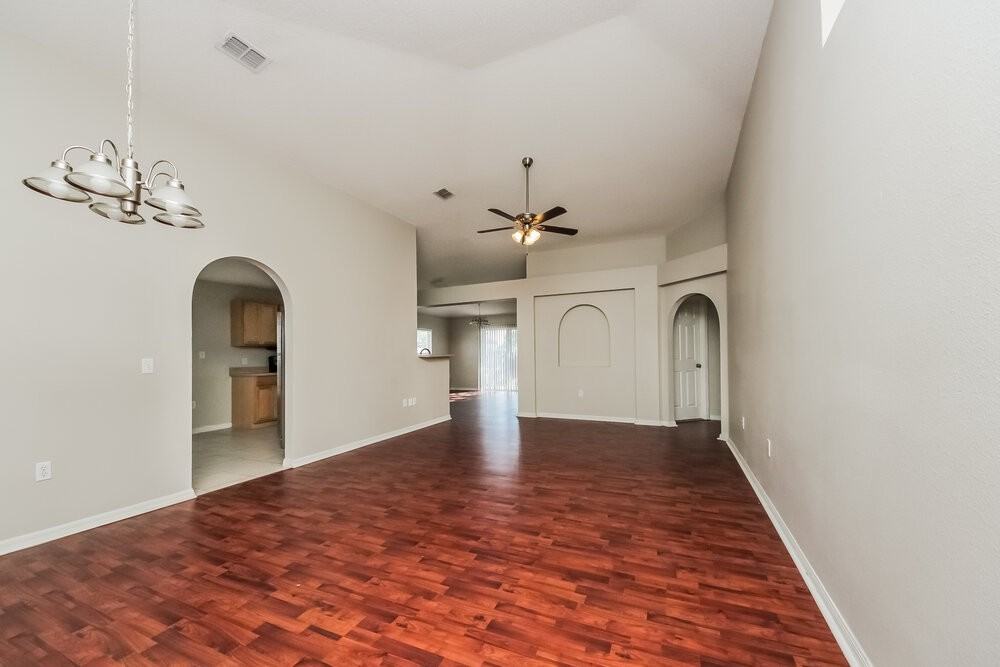 2923 Elbib Dr - Photo 3 of 16