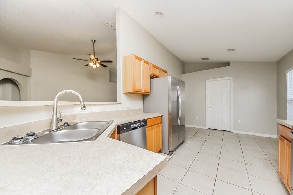 2923 Elbib Dr - Photo 6 of 16