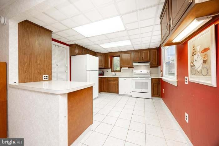 103 Fairview Road - Photo 2 of 16