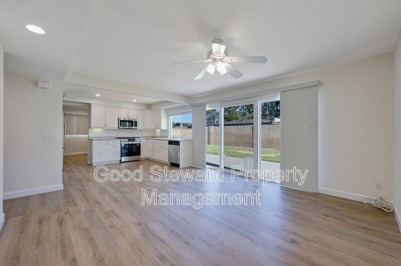 2556 E Elsiena Way - Photo 7 of 31
