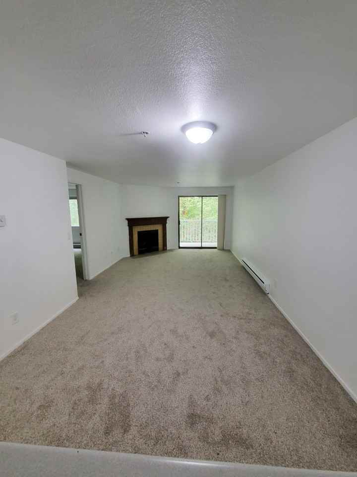 25131 98th Place South - Photo 2 of 12
