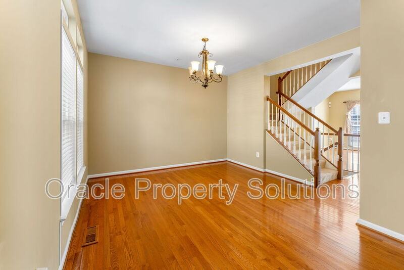 7550 Maiden Head Dr - Photo 6 of 40