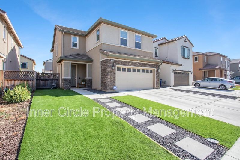 169 Leprino Cir - Photo 2 of 19