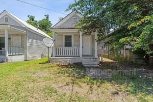 1918 Walker St - Photo 1 of 1