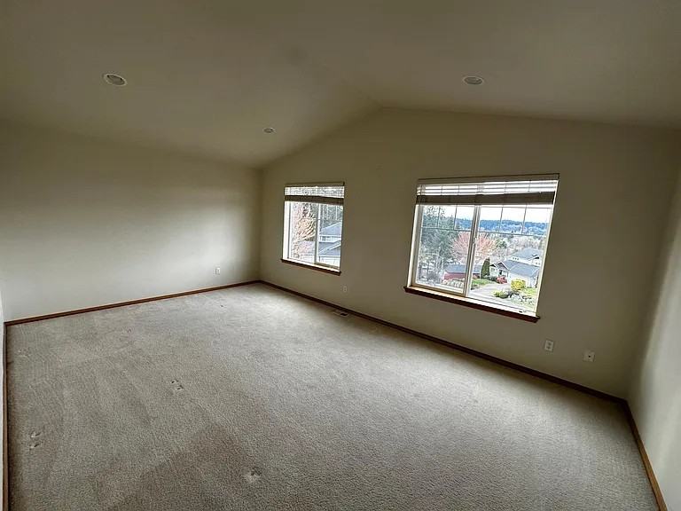 1519 Hemlock Court - Photo 5 of 13