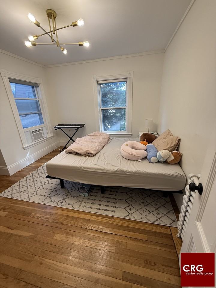 2325 Grampian Way #25 - Photo 4 of 17