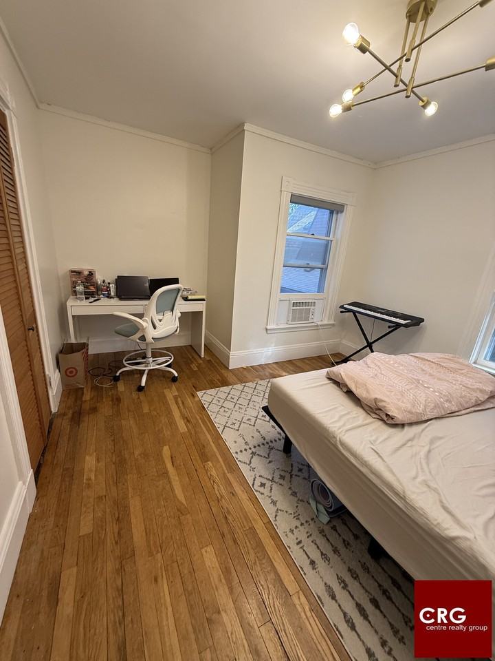 2325 Grampian Way #25 - Photo 5 of 17