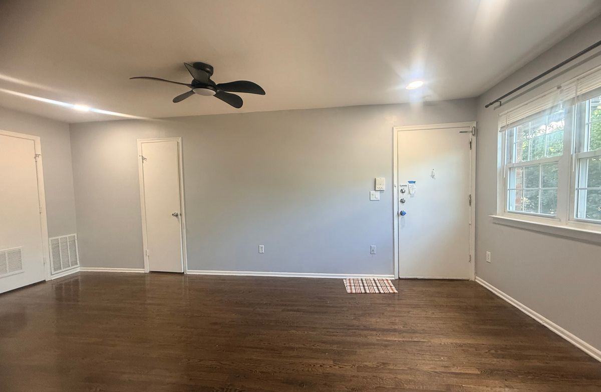 128 College Dr - Photo 4 of 14