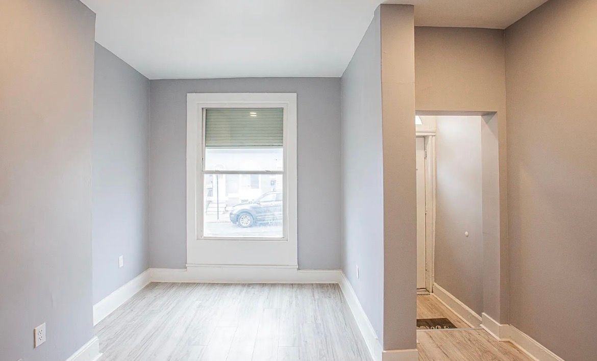 522 E 27th St - Photo 3 of 14