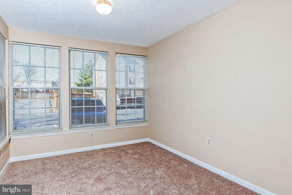 611 Himes Ave ##104 - Photo 4 of 14