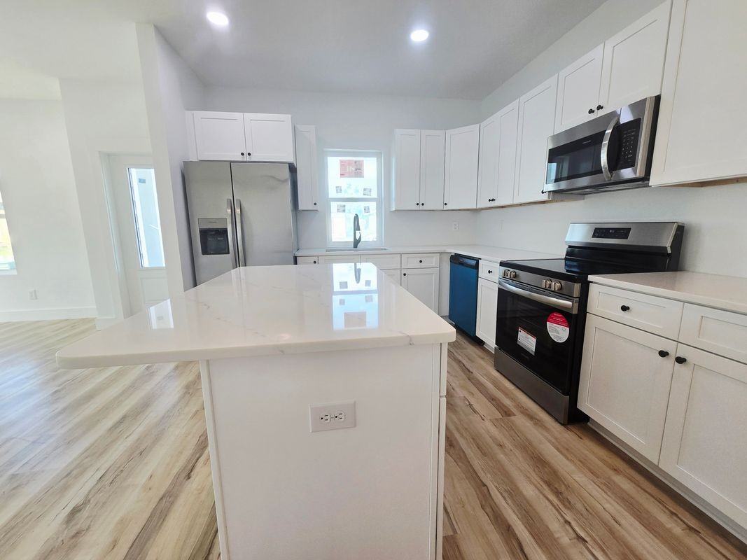 9428 Starfish Ave - Photo 2 of 13