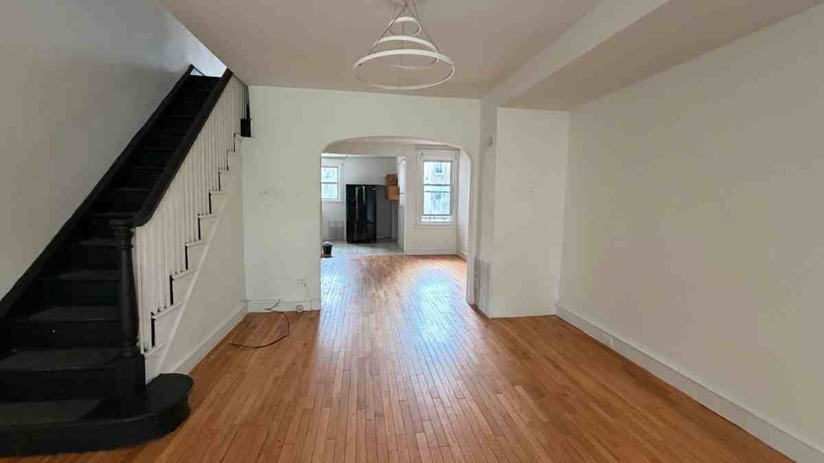 745 Smylie Rd - Photo 2 of 11