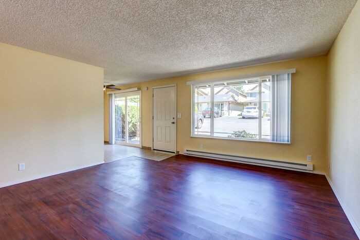 4811 Se Boardman Ave #18 - Photo 3 of 16
