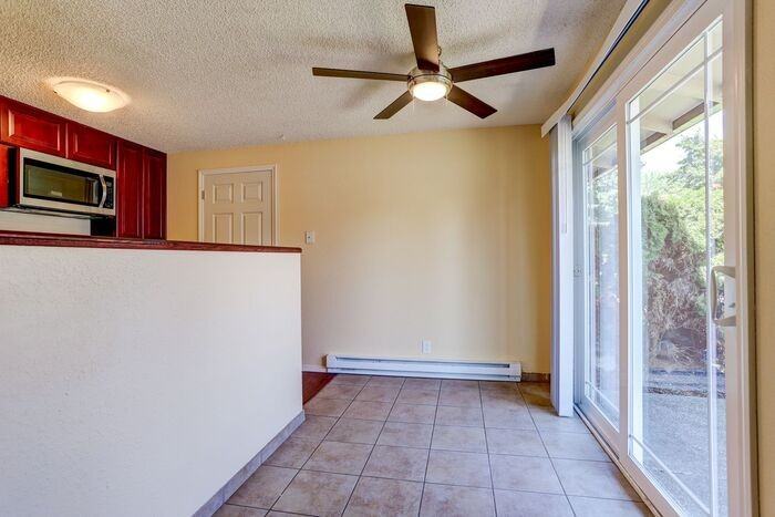 4811 Se Boardman Ave #18 - Photo 5 of 16