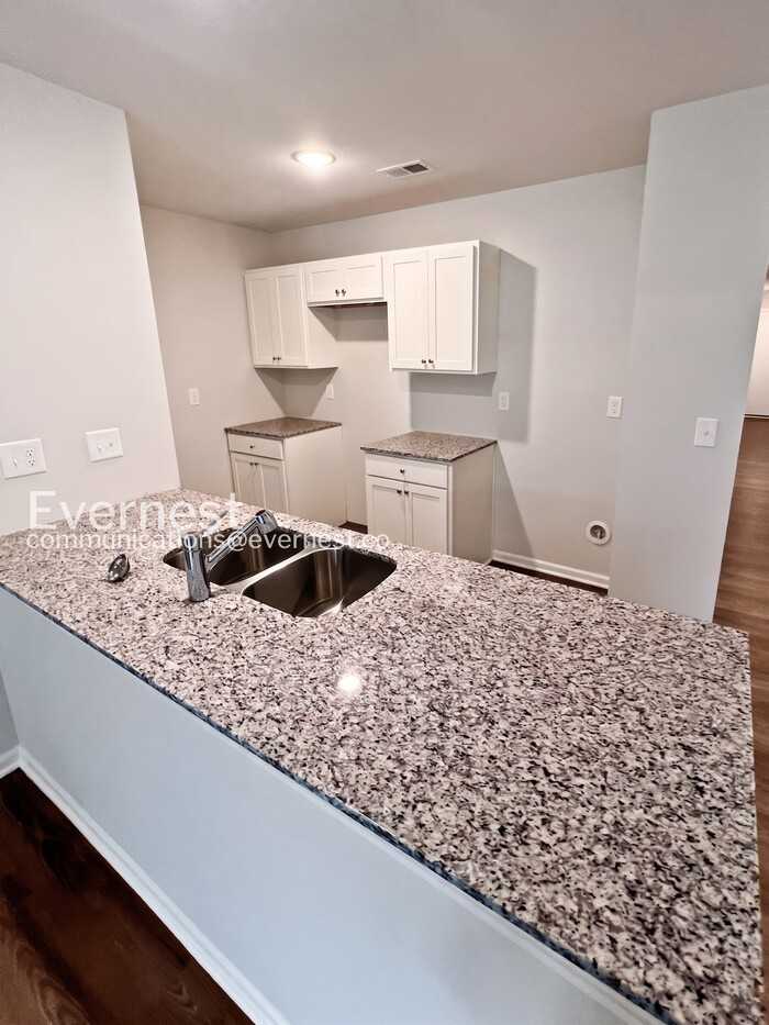 6911 Bellefontaine Ave - Photo 6 of 20