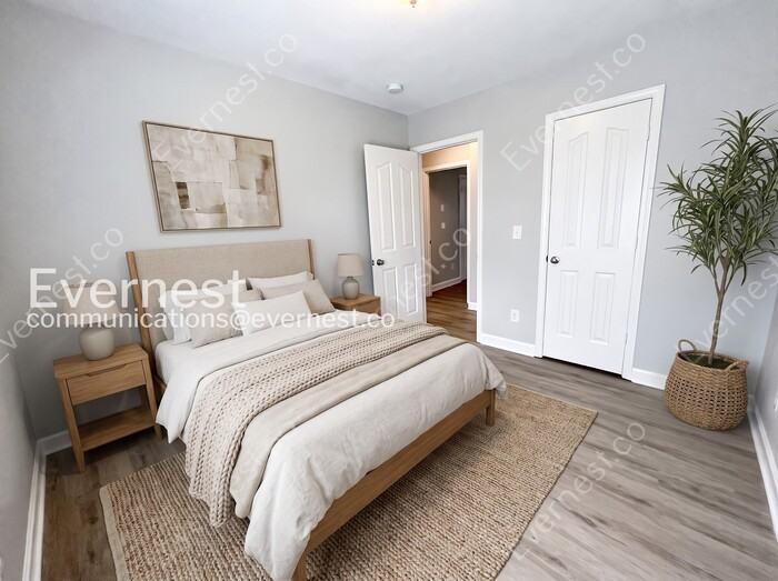 5121 Magnasco Ln - Photo 4 of 24