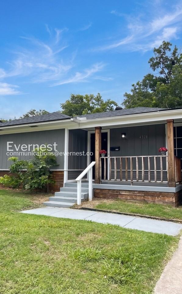 4328 Waits Ave - Photo 2 of 24