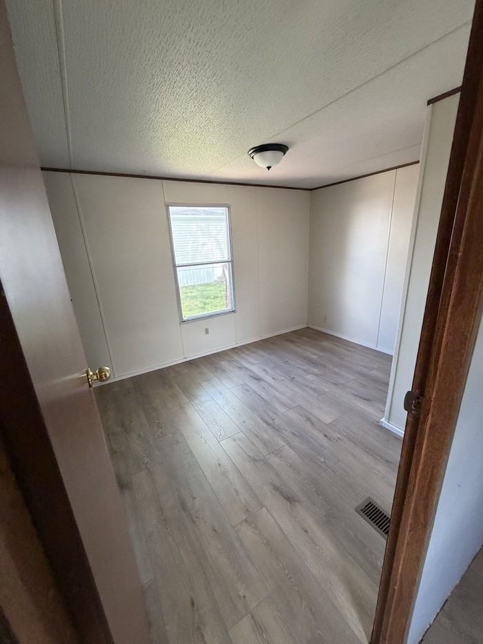 157 Goodlett Dr - Photo 3 of 10