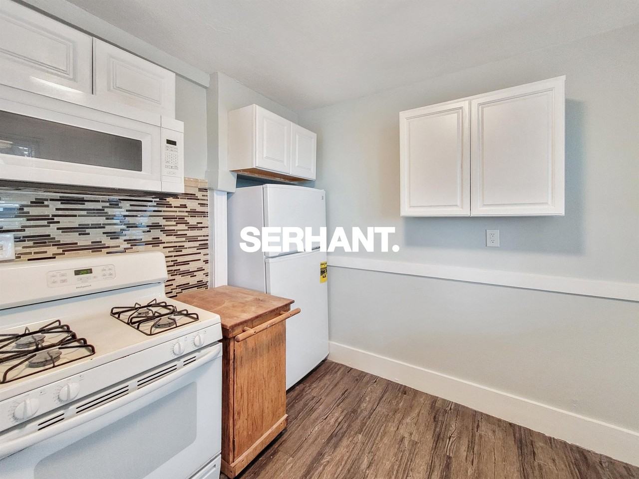 37 Juniper St #1B - Photo 5 of 5