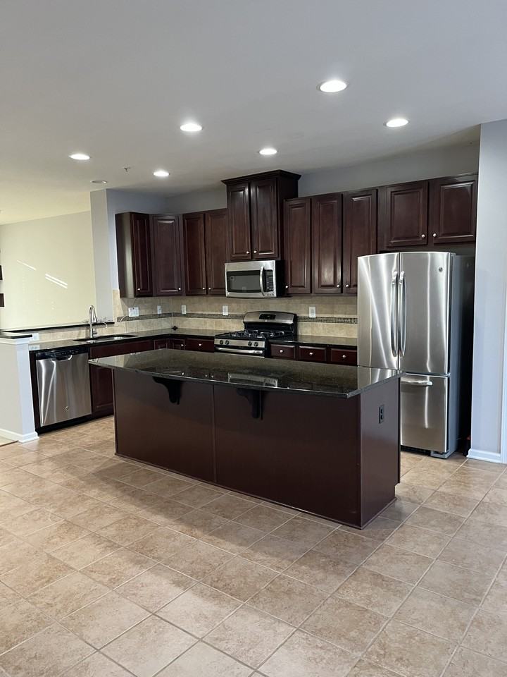 8605 Enoch Pratt Dr #8605 - Photo 6 of 20