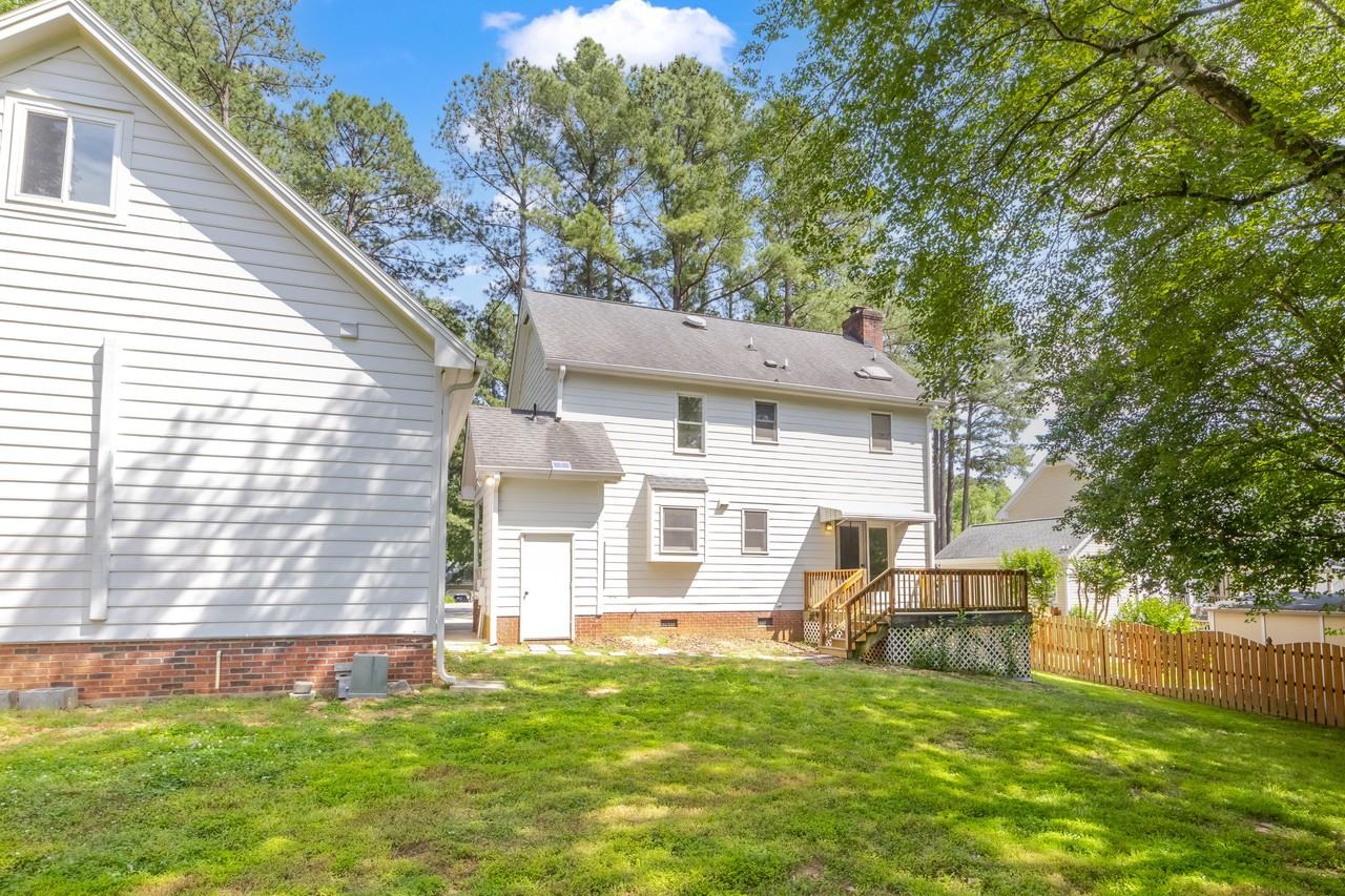 623 Elmwood Ct #NA - Photo 7 of 32