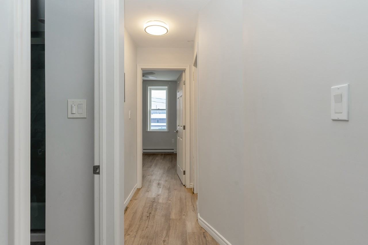 31 Mississaga St W, Orillia, ON L3V 3A5, Canada - Photo 6 of 10