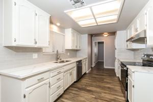 featured image of 1497 Claremont Dr #1