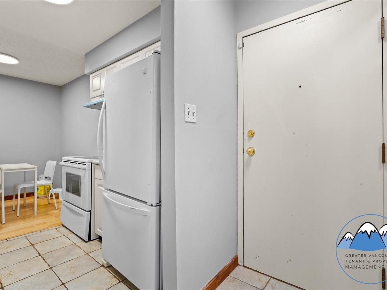 1945 Woodway Pl - Photo 6 of 28