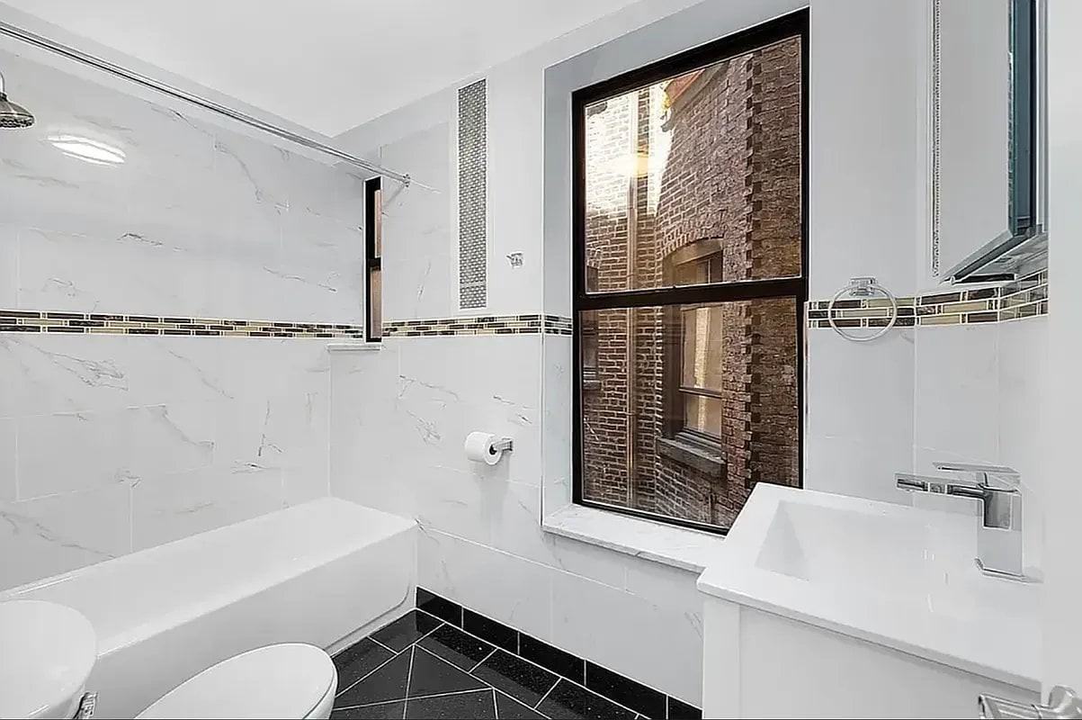 243 Henry St #2A - Photo 6 of 7