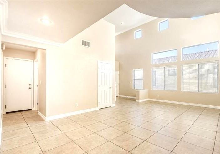 5565 Golden Palms Ct #1 - Photo 6 of 32
