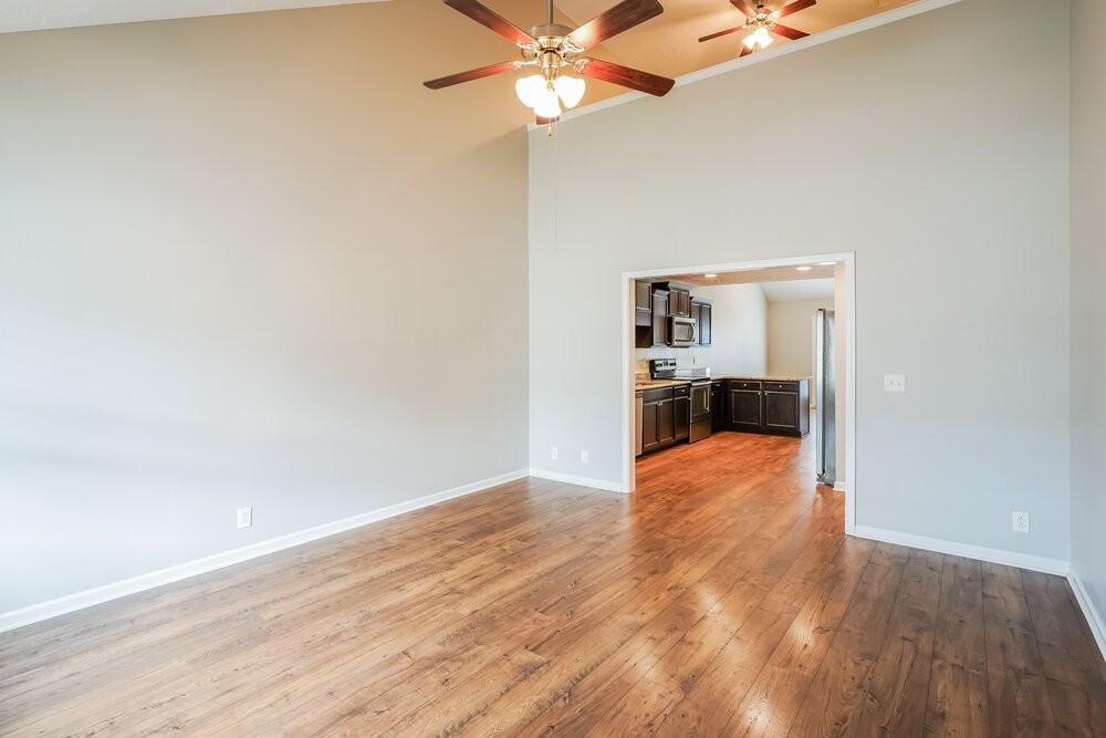 4415 Prometheus Way - Photo 4 of 17