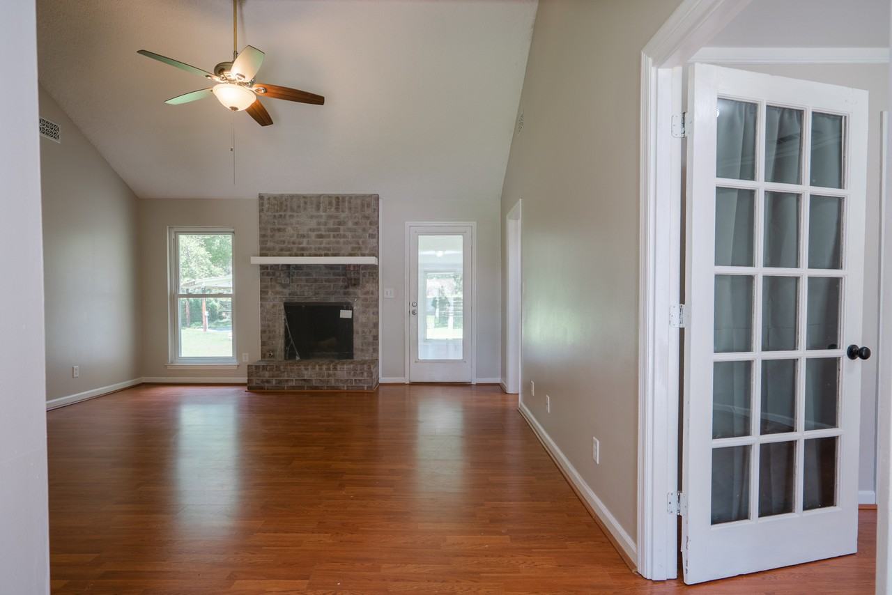 122 Longleaf Cir #1 - Photo 4 of 40