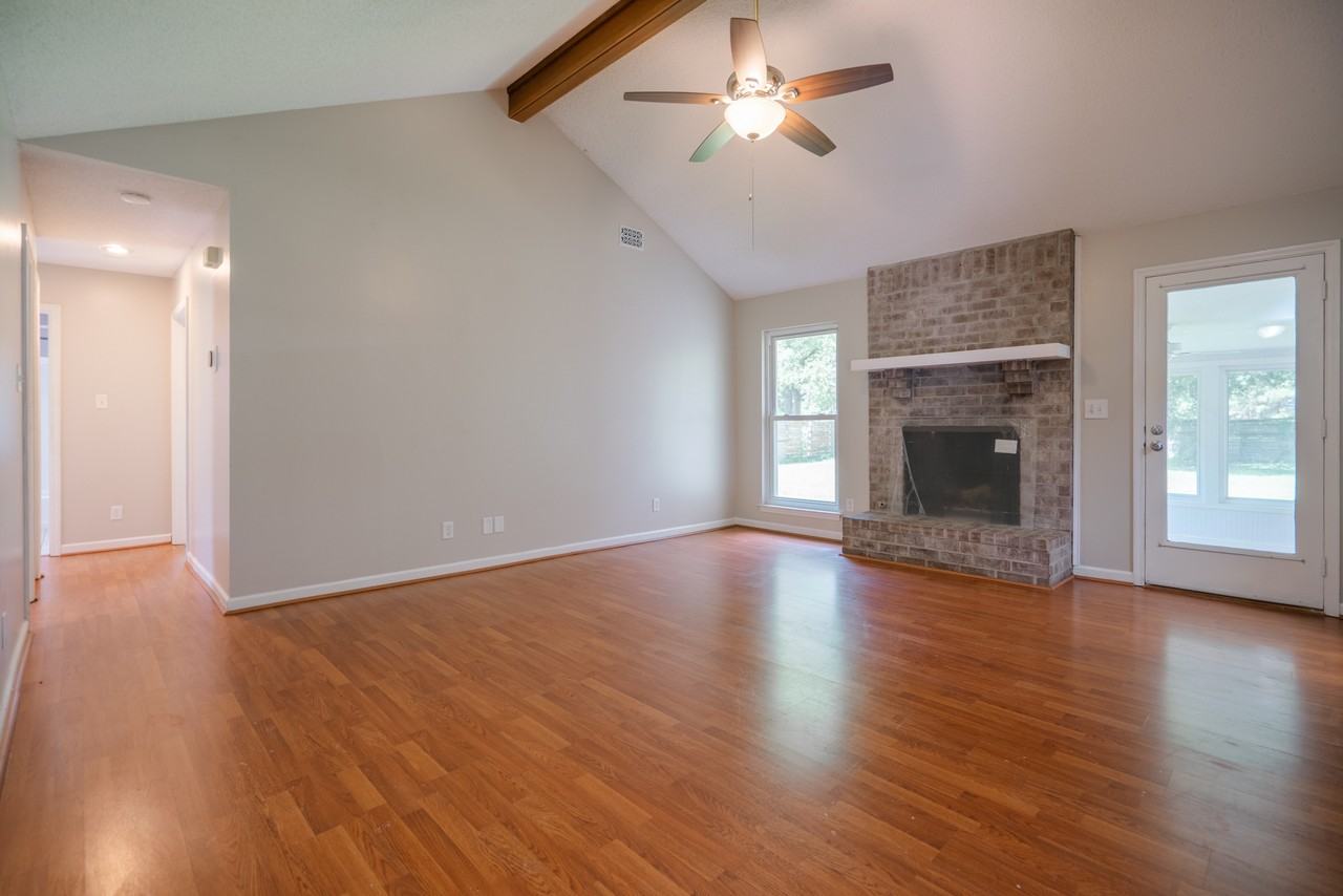 122 Longleaf Cir #1 - Photo 5 of 40