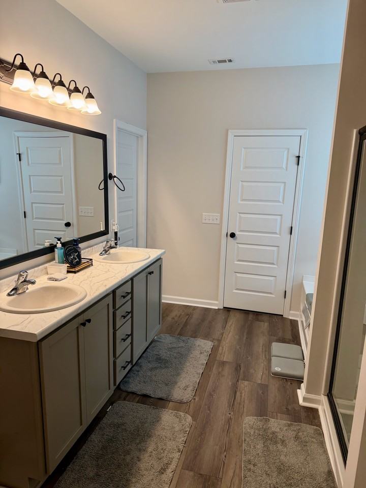 215 Deerfield Dr Ne #1 - Photo 6 of 10