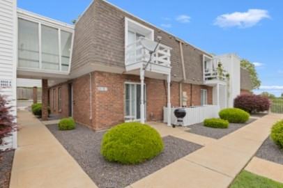 9979 Chateau Roi Ct #1 - Photo 3 of 11