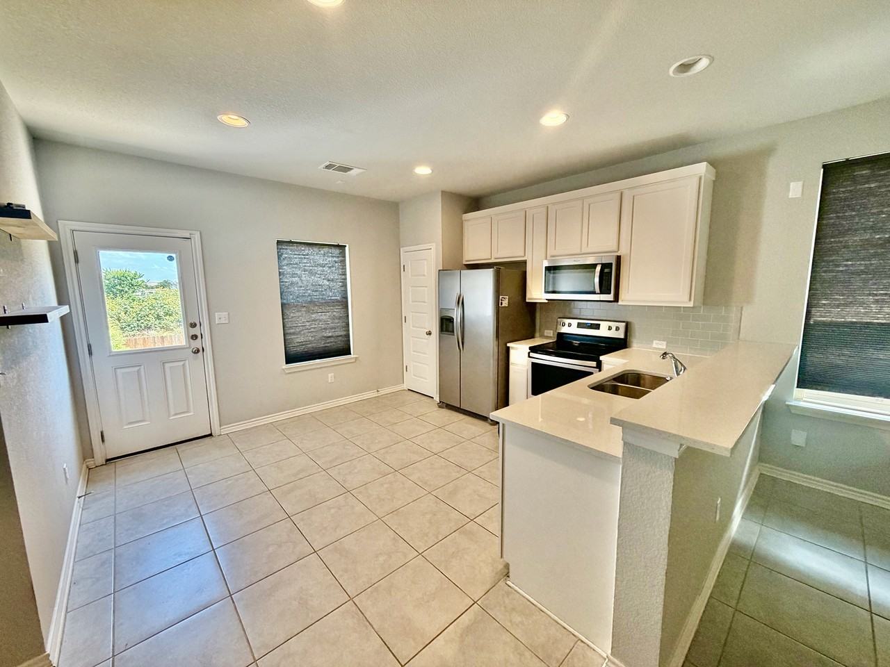 312 Ancellotta Way #1 - Photo 5 of 10