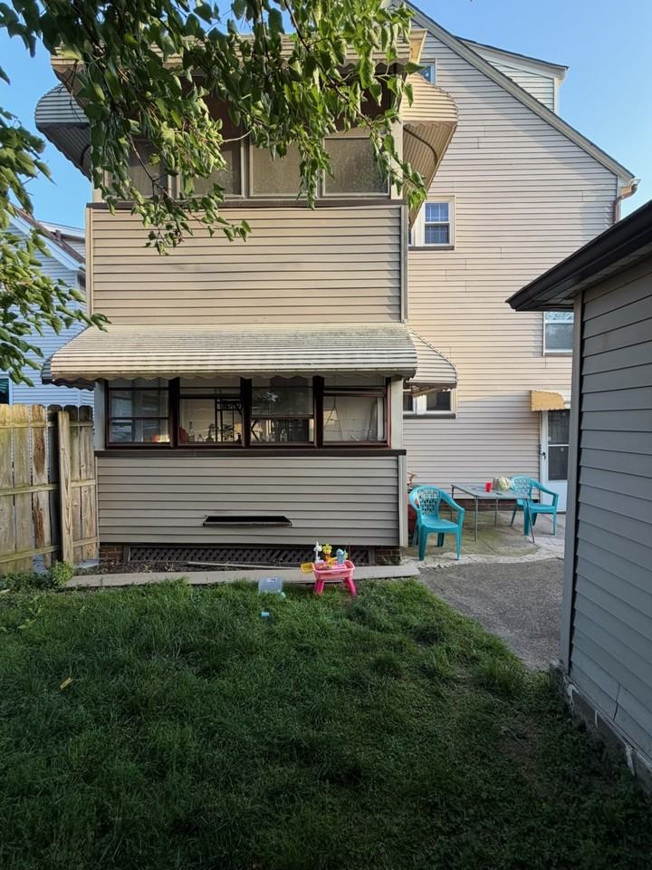 17917 E Park Dr - Photo 2 of 18