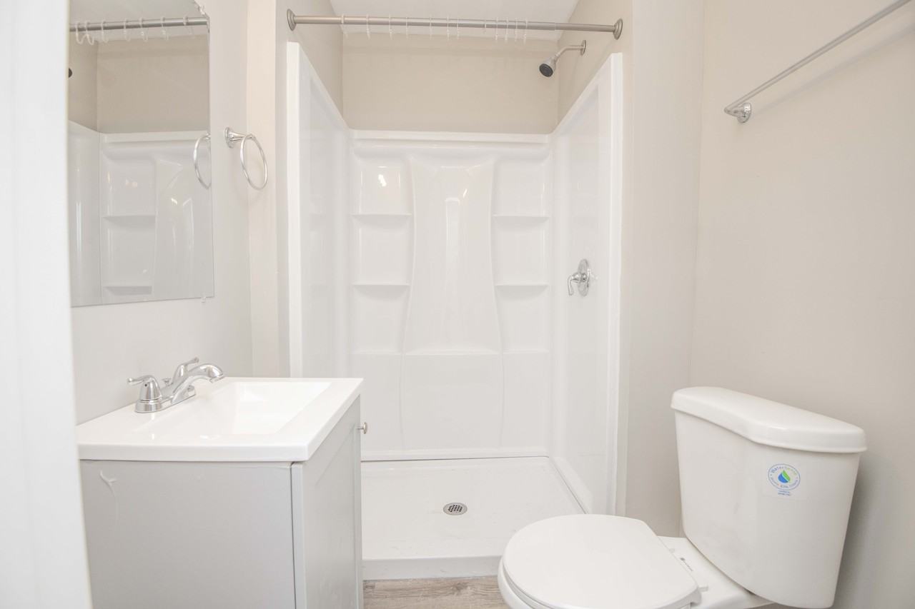 912 Hotel Ave #1 - Photo 5 of 10